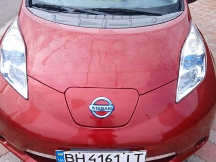 Червоний Ніссан Ліф, об'ємом двигуна 0 л та пробігом 125 тис. км за 8700 $, фото 1 на Automoto.ua