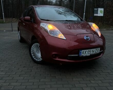 Червоний Ніссан Ліф, об'ємом двигуна 0 л та пробігом 150 тис. км за 3999 $, фото 1 на Automoto.ua