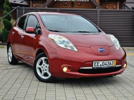 Ниссан Лиф 2014 в Стрые на Automoto.ua Красный Ниссан Лиф, объемом двигателя 0 л и пробегом 140 тыс. км за 6950 $, фото 1 на Automoto.ua