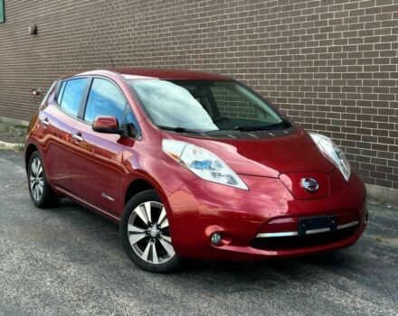 Красный Ниссан Лиф, объемом двигателя 0 л и пробегом 70 тыс. км за 6500 $, фото 1 на Automoto.ua