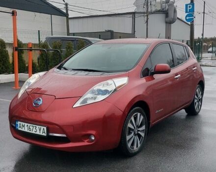 Красный Ниссан Лиф, объемом двигателя 0 л и пробегом 84 тыс. км за 7400 $, фото 1 на Automoto.ua