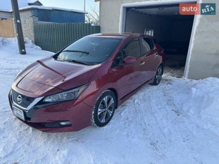 Червоний Ніссан Ліф, об'ємом двигуна 0 л та пробігом 93 тис. км за 11800 $, фото 1 на Automoto.ua