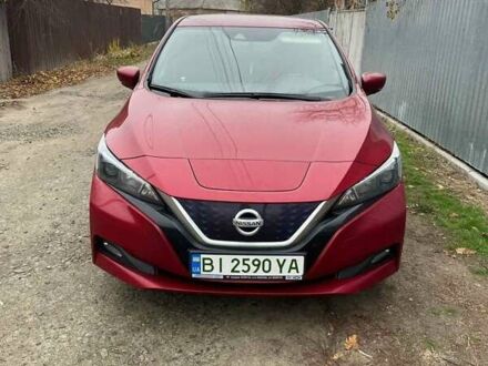 Красный Ниссан Лиф, объемом двигателя 0 л и пробегом 148 тыс. км за 12800 $, фото 1 на Automoto.ua