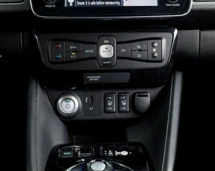 Ниссан Лиф, объемом двигателя 0 л и пробегом 63 тыс. км за 20300 $, фото 24 на Automoto.ua