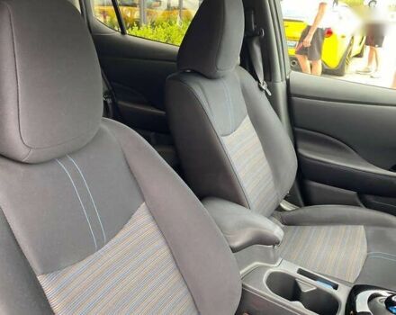 Ниссан Лиф, объемом двигателя 0 л и пробегом 64 тыс. км за 20000 $, фото 16 на Automoto.ua