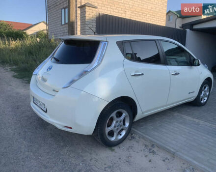 Ниссан Лиф, объемом двигателя 0 л и пробегом 77 тыс. км за 6500 $, фото 3 на Automoto.ua