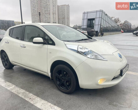 Ниссан Лиф, объемом двигателя 0 л и пробегом 102 тыс. км за 5400 $, фото 11 на Automoto.ua