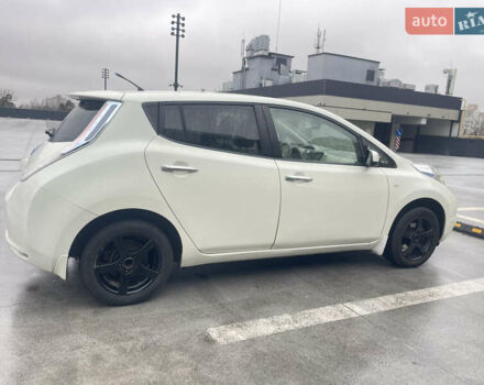 Ниссан Лиф, объемом двигателя 0 л и пробегом 102 тыс. км за 5400 $, фото 20 на Automoto.ua