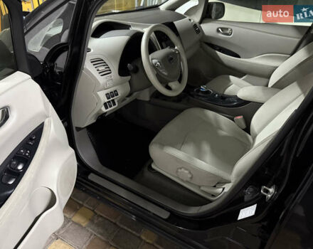 Ниссан Лиф, объемом двигателя 0 л и пробегом 114 тыс. км за 4850 $, фото 10 на Automoto.ua