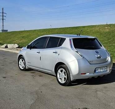 Ниссан Лиф, объемом двигателя 0 л и пробегом 97 тыс. км за 7400 $, фото 2 на Automoto.ua