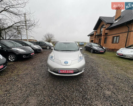 Ниссан Лиф, объемом двигателя 0 л и пробегом 168 тыс. км за 5800 $, фото 12 на Automoto.ua