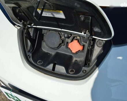 Ніссан Ліф, об'ємом двигуна 0 л та пробігом 118 тис. км за 6900 $, фото 27 на Automoto.ua