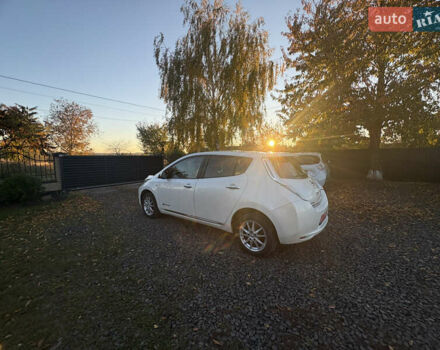 Ниссан Лиф 2014 в Луцке на Automoto.ua Ниссан Лиф, объемом двигателя 0 л и пробегом 117 тыс. км за 6000 $, фото 16 на Automoto.ua