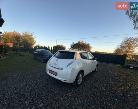 Ниссан Лиф 2014 в Луцке на Automoto.ua Ниссан Лиф, объемом двигателя 0 л и пробегом 117 тыс. км за 6000 $, фото 14 на Automoto.ua