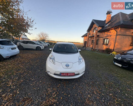 Ниссан Лиф 2014 в Луцке на Automoto.ua Ниссан Лиф, объемом двигателя 0 л и пробегом 117 тыс. км за 6000 $, фото 11 на Automoto.ua
