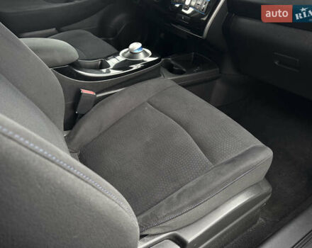 Ниссан Лиф, объемом двигателя 0 л и пробегом 116 тыс. км за 7800 $, фото 35 на Automoto.ua