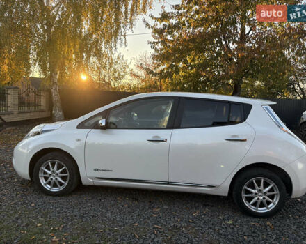 Ниссан Лиф 2014 в Луцке на Automoto.ua Ниссан Лиф, объемом двигателя 0 л и пробегом 117 тыс. км за 6000 $, фото 7 на Automoto.ua