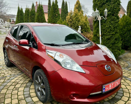 Ниссан Лиф, объемом двигателя 0 л и пробегом 97 тыс. км за 5900 $, фото 2 на Automoto.ua