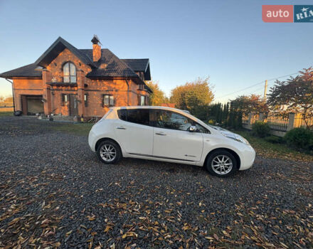 Ниссан Лиф 2014 в Луцке на Automoto.ua Ниссан Лиф, объемом двигателя 0 л и пробегом 117 тыс. км за 6000 $, фото 13 на Automoto.ua