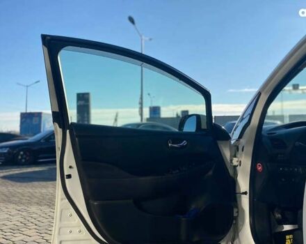 Ніссан Ліф, об'ємом двигуна 0 л та пробігом 122 тис. км за 7700 $, фото 6 на Automoto.ua