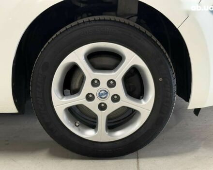 Ниссан Лиф, объемом двигателя 0 л и пробегом 99 тыс. км за 7000 $, фото 24 на Automoto.ua