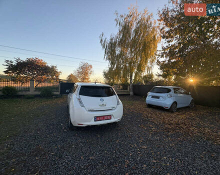 Ниссан Лиф 2014 в Луцке на Automoto.ua Ниссан Лиф, объемом двигателя 0 л и пробегом 117 тыс. км за 6000 $, фото 15 на Automoto.ua