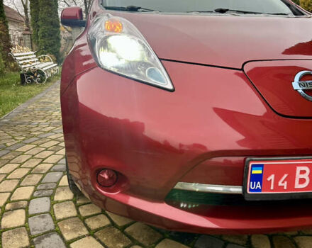 Ниссан Лиф, объемом двигателя 0 л и пробегом 97 тыс. км за 5900 $, фото 1 на Automoto.ua