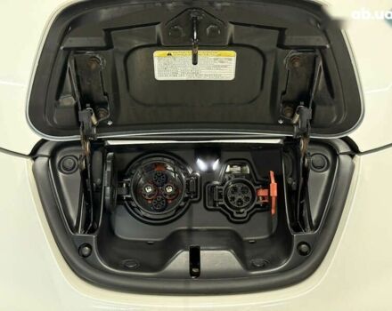 Ниссан Лиф, объемом двигателя 0 л и пробегом 99 тыс. км за 7000 $, фото 19 на Automoto.ua