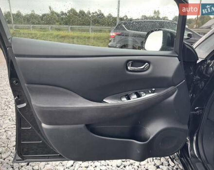 Ниссан Лиф, объемом двигателя 0 л и пробегом 116 тыс. км за 7800 $, фото 48 на Automoto.ua