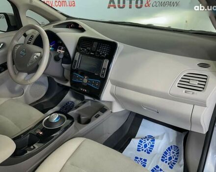 Ниссан Лиф, объемом двигателя 0 л и пробегом 96 тыс. км за 6750 $, фото 13 на Automoto.ua