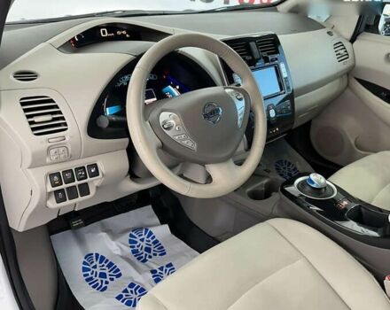Ниссан Лиф, объемом двигателя 0 л и пробегом 96 тыс. км за 6750 $, фото 6 на Automoto.ua