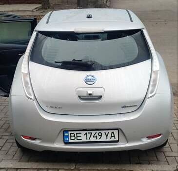 Ніссан Ліф, об'ємом двигуна 0 л та пробігом 68 тис. км за 6600 $, фото 2 на Automoto.ua