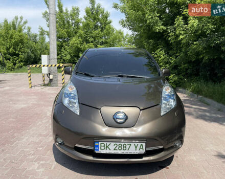 Ниссан Лиф, объемом двигателя 0 л и пробегом 150 тыс. км за 8000 $, фото 1 на Automoto.ua