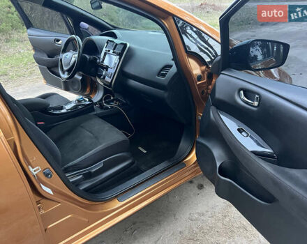 Ниссан Лиф, объемом двигателя 0 л и пробегом 102 тыс. км за 7500 $, фото 13 на Automoto.ua