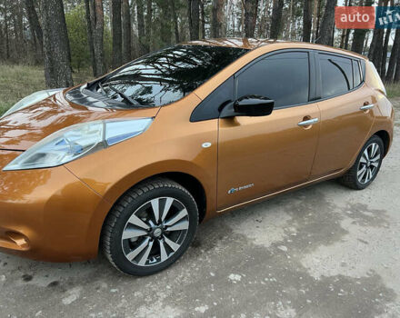 Ниссан Лиф, объемом двигателя 0 л и пробегом 102 тыс. км за 7500 $, фото 1 на Automoto.ua