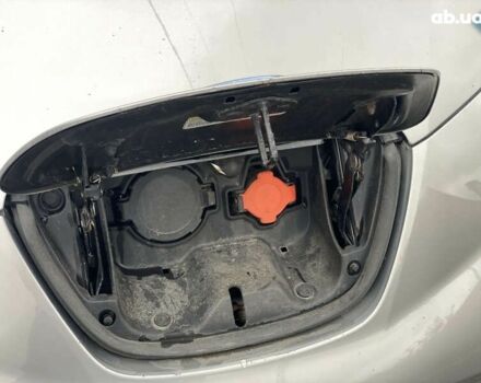 Ниссан Лиф, объемом двигателя 0 л и пробегом 106 тыс. км за 8500 $, фото 13 на Automoto.ua