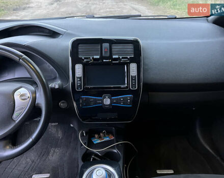 Ниссан Лиф, объемом двигателя 0 л и пробегом 102 тыс. км за 7500 $, фото 12 на Automoto.ua