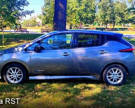Ниссан Лиф, объемом двигателя 0.11 л и пробегом 103 тыс. км за 13300 $, фото 5 на Automoto.ua