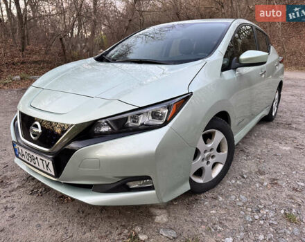 Ніссан Ліф, об'ємом двигуна 0 л та пробігом 130 тис. км за 11888 $, фото 6 на Automoto.ua