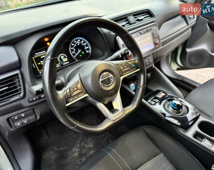 Ніссан Ліф, об'ємом двигуна 0 л та пробігом 130 тис. км за 11888 $, фото 28 на Automoto.ua