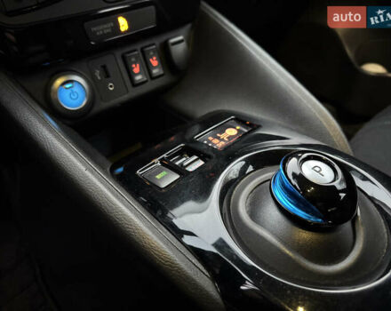 Ніссан Ліф, об'ємом двигуна 0 л та пробігом 130 тис. км за 11888 $, фото 41 на Automoto.ua