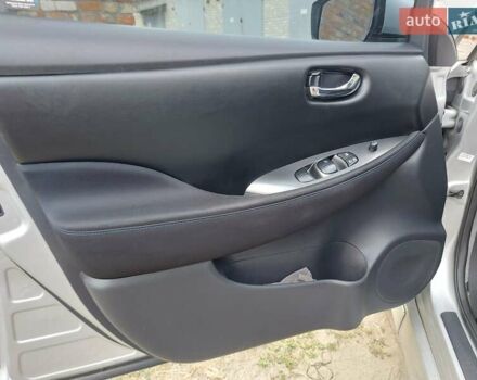 Ниссан Лиф, объемом двигателя 0 л и пробегом 77 тыс. км за 12800 $, фото 18 на Automoto.ua