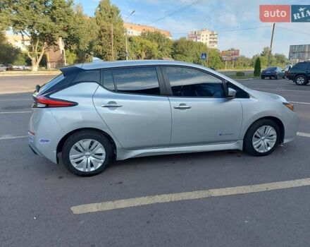 Ниссан Лиф, объемом двигателя 0 л и пробегом 77 тыс. км за 12800 $, фото 11 на Automoto.ua