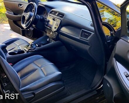 Ниссан Лиф, объемом двигателя 0.11 л и пробегом 93 тыс. км за 13500 $, фото 4 на Automoto.ua