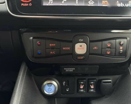 Ніссан Ліф, об'ємом двигуна 0 л та пробігом 140 тис. км за 11700 $, фото 29 на Automoto.ua