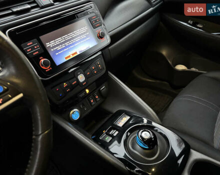 Ніссан Ліф, об'ємом двигуна 0 л та пробігом 130 тис. км за 11888 $, фото 40 на Automoto.ua