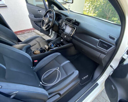 Ниссан Лиф, объемом двигателя 0 л и пробегом 110 тыс. км за 14500 $, фото 20 на Automoto.ua