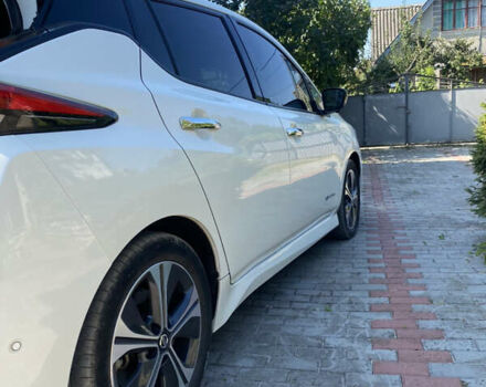 Ниссан Лиф, объемом двигателя 0 л и пробегом 110 тыс. км за 14500 $, фото 10 на Automoto.ua