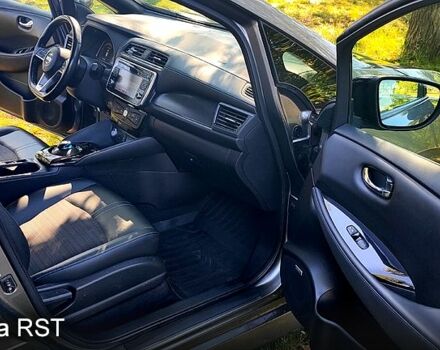 Ниссан Лиф, объемом двигателя 0.11 л и пробегом 103 тыс. км за 13300 $, фото 9 на Automoto.ua