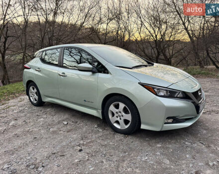 Ніссан Ліф, об'ємом двигуна 0 л та пробігом 130 тис. км за 11888 $, фото 1 на Automoto.ua